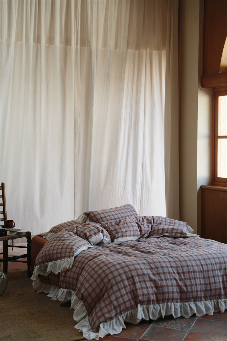 Vintage Plaid Ruffle Bedding Set / 4 Colors