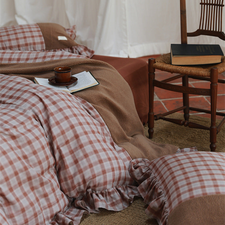 Vintage Plaid Ruffle Bedding Set / 4 Colors