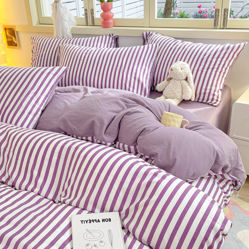 Striped Bedding Set / Lavender