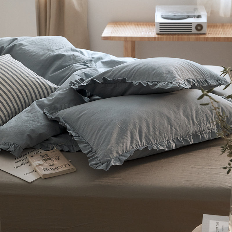 Soft Ruffle Bedding Set / Earth Tones