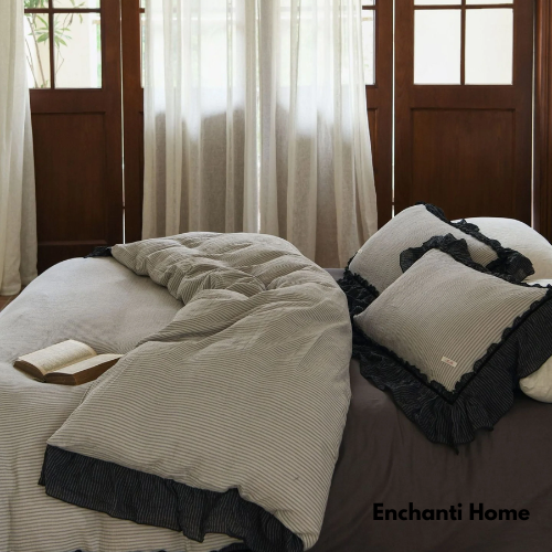 Stripe Lace Ruffle Bedding Set / 3 Shades