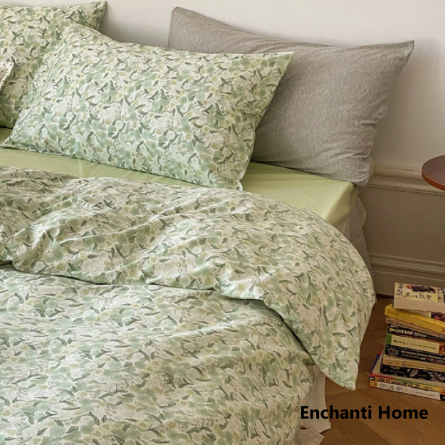 Soft Floral Bedding Set / Green