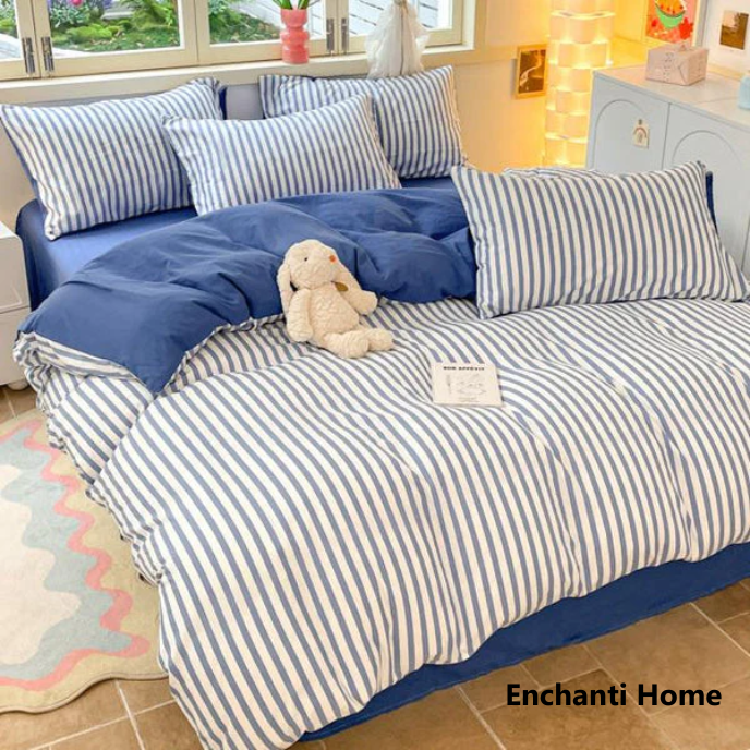 Striped Bedding Set / Lavender