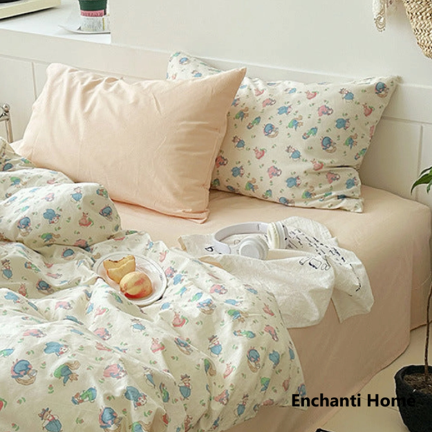 Blooming Floral Bedding Set / Multicolors