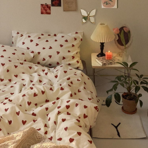 Vintage Little Red Heart Sheet Set