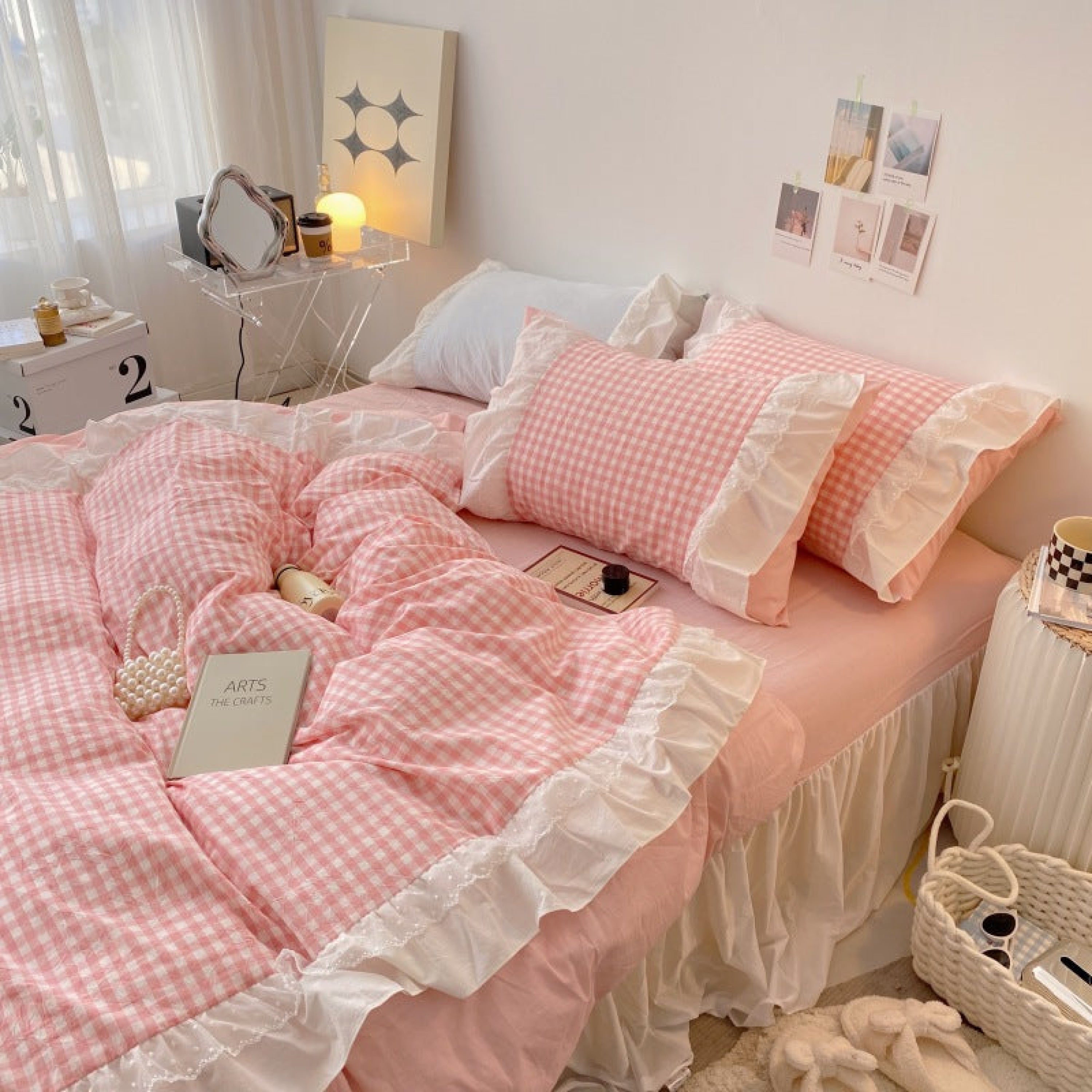 Candy Lace Ruffle Gingham Bedding Set / Pink