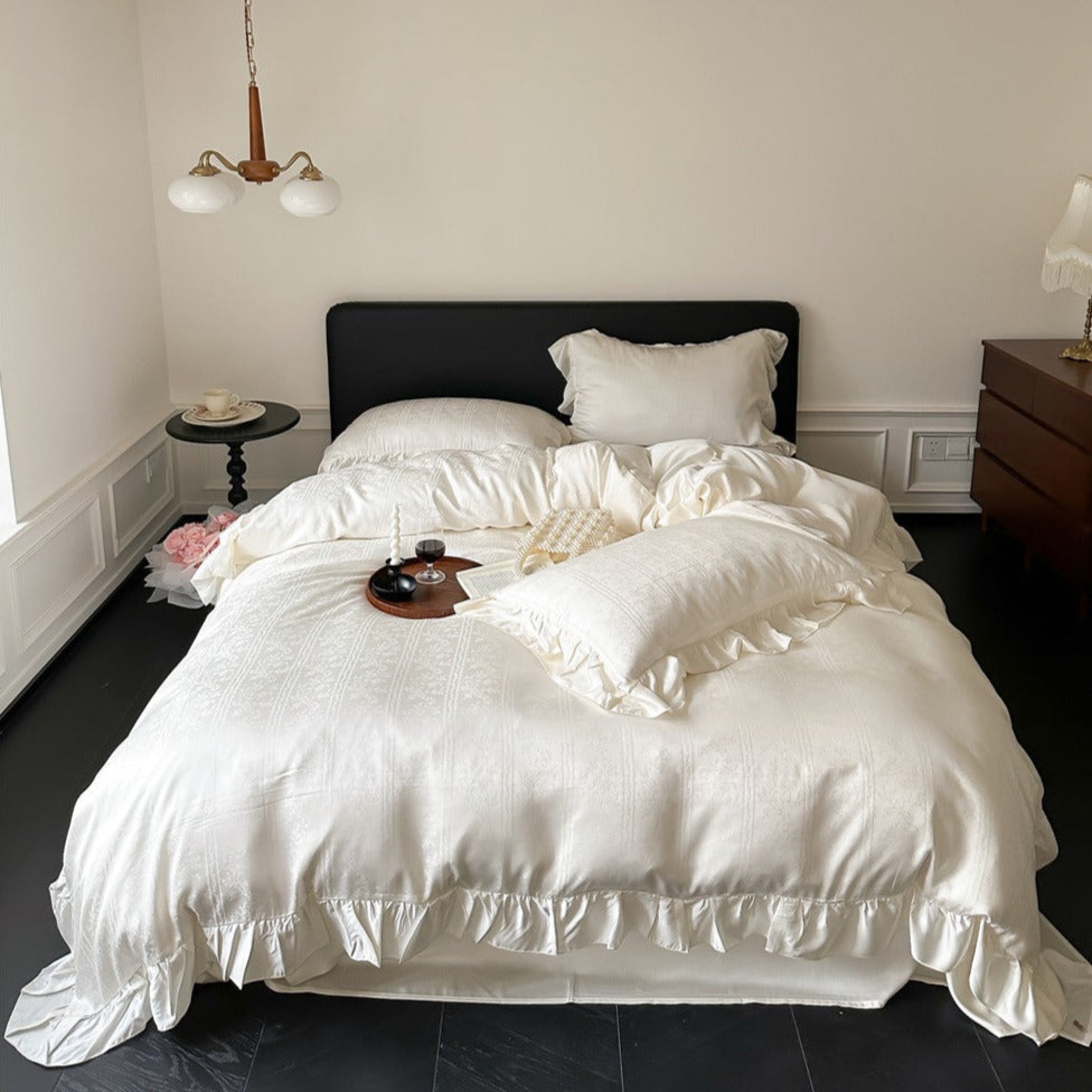 Silky Tencel Ruffle Bedding Set / White