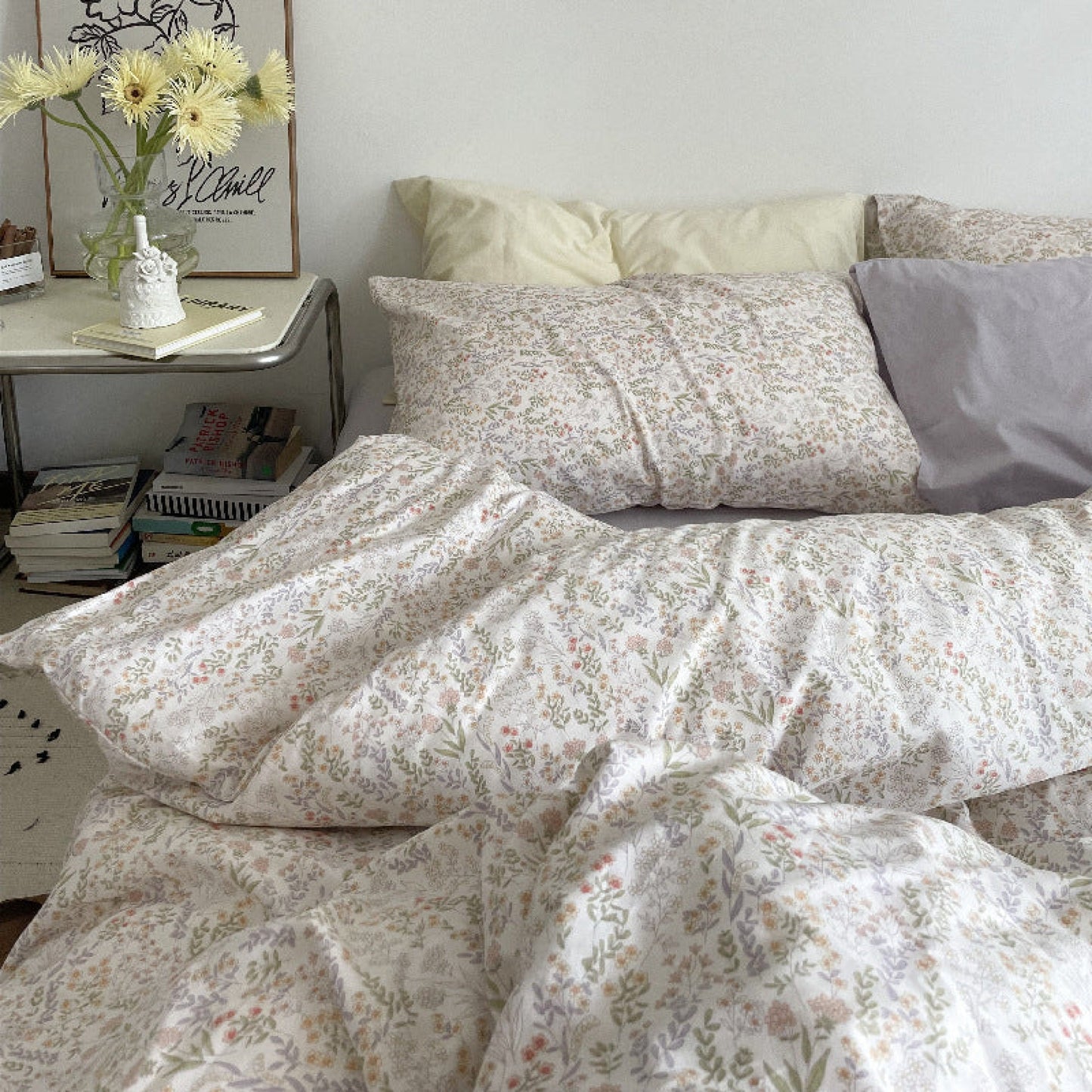 Vintage Bloom Ruffle Bedding Set / Cocoa