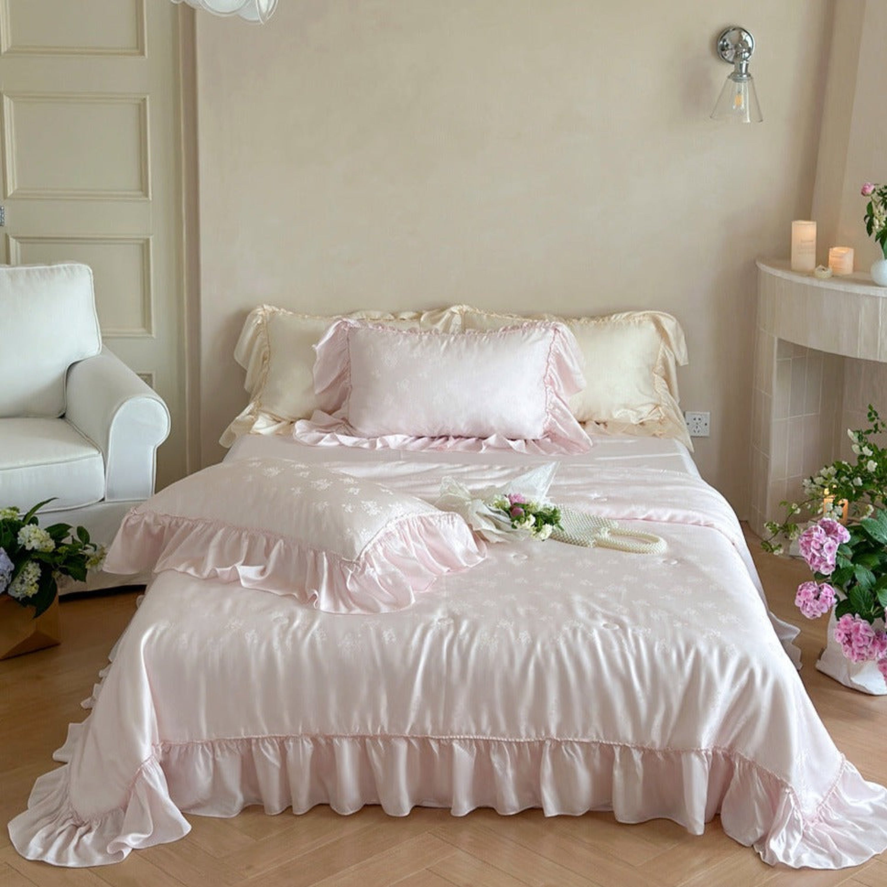 Floral Jacquard Tencel Blanket Set / Pink & White