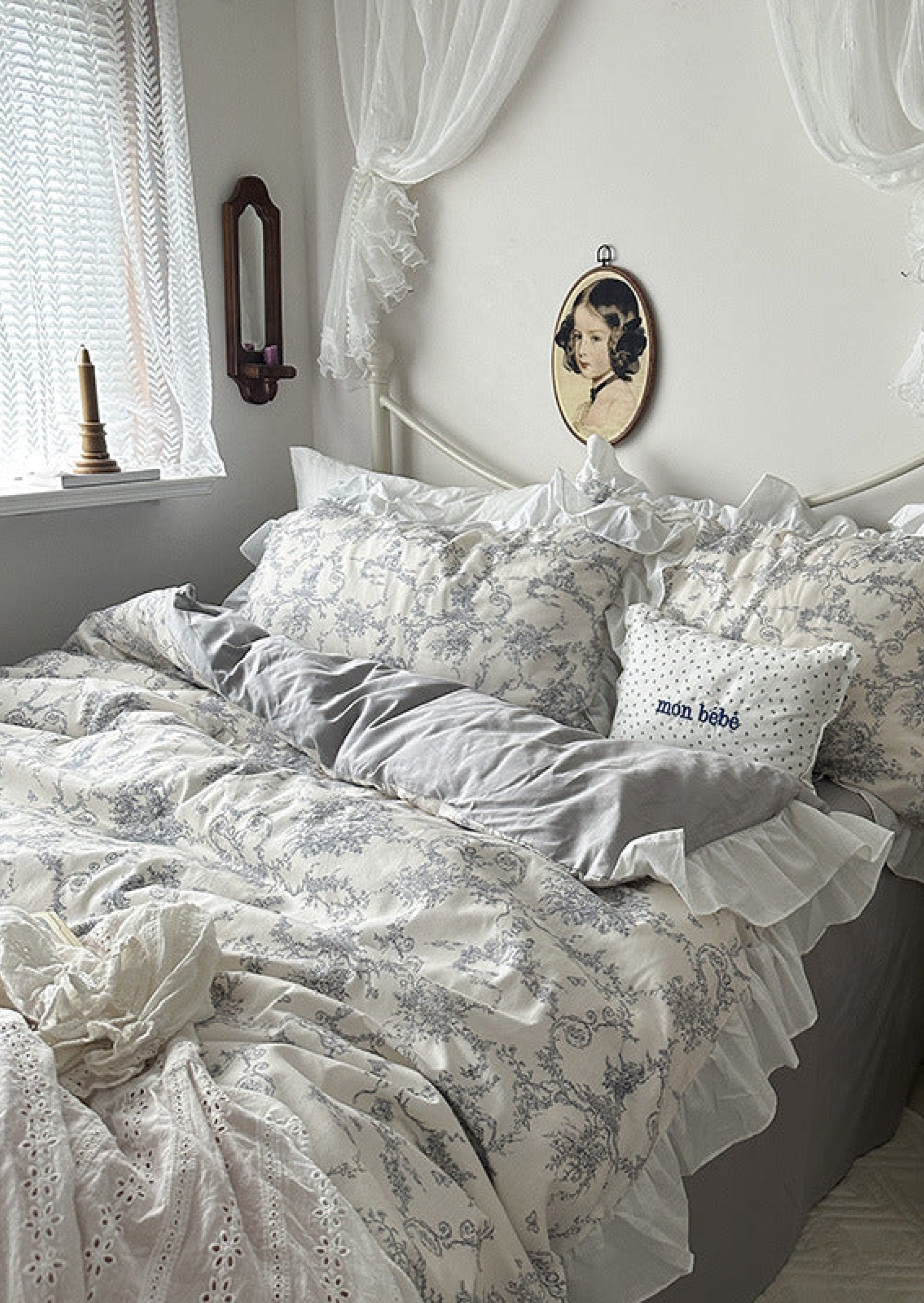 French Ruffle Floral Bedding / 4 Colors