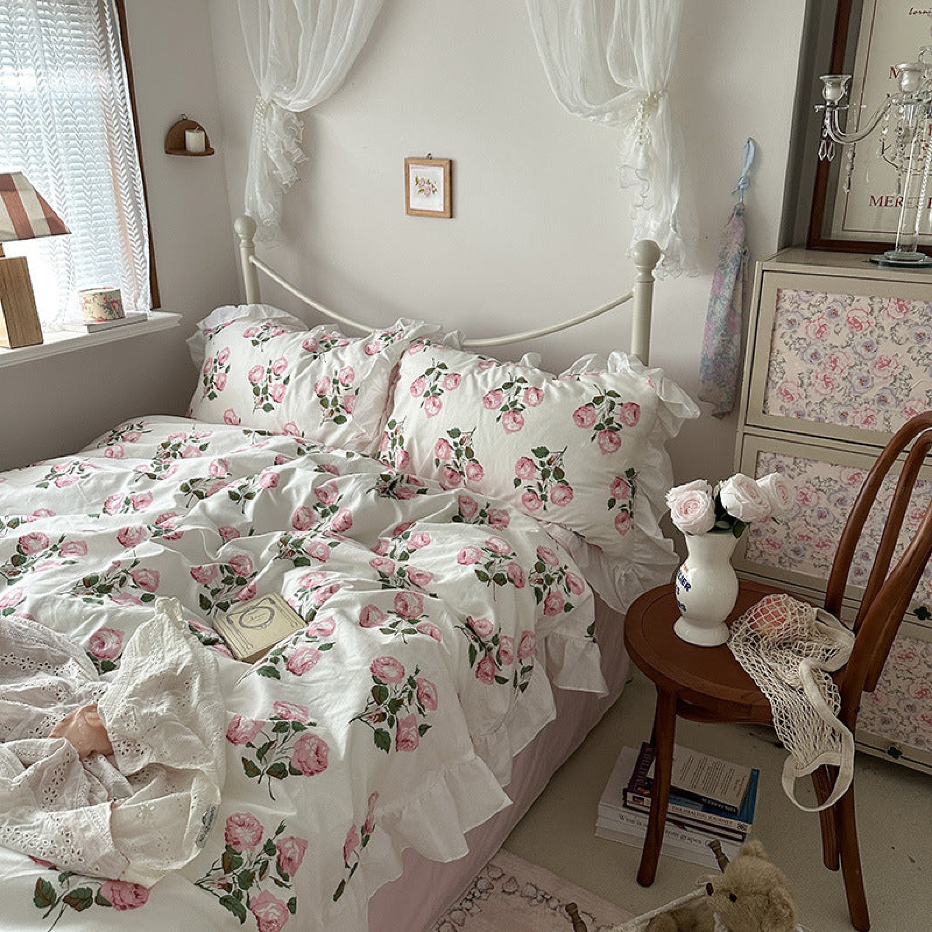 French Ruffle Floral Bedding / 4 Colors