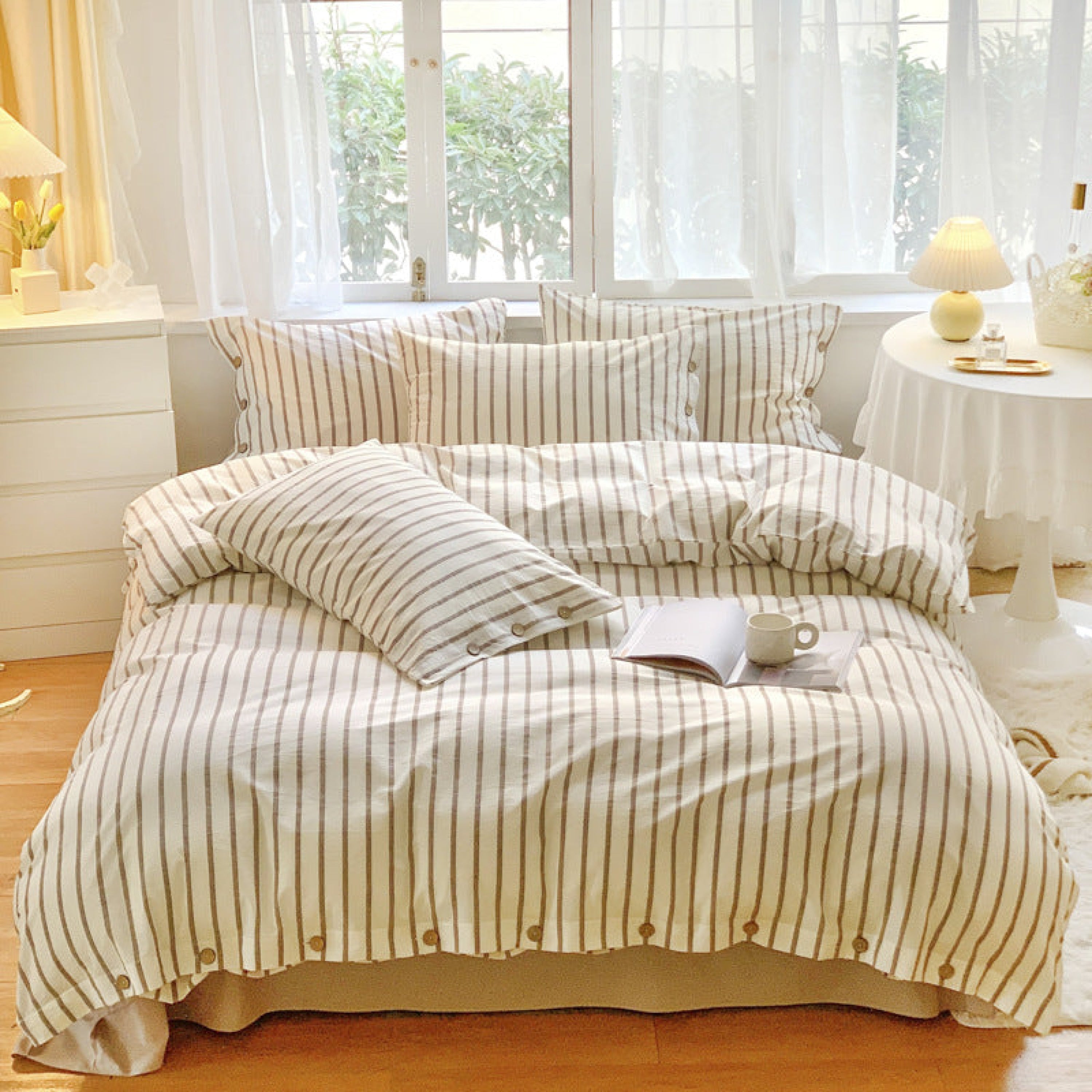 Striped Buttoned Bedding Set / Multicolors