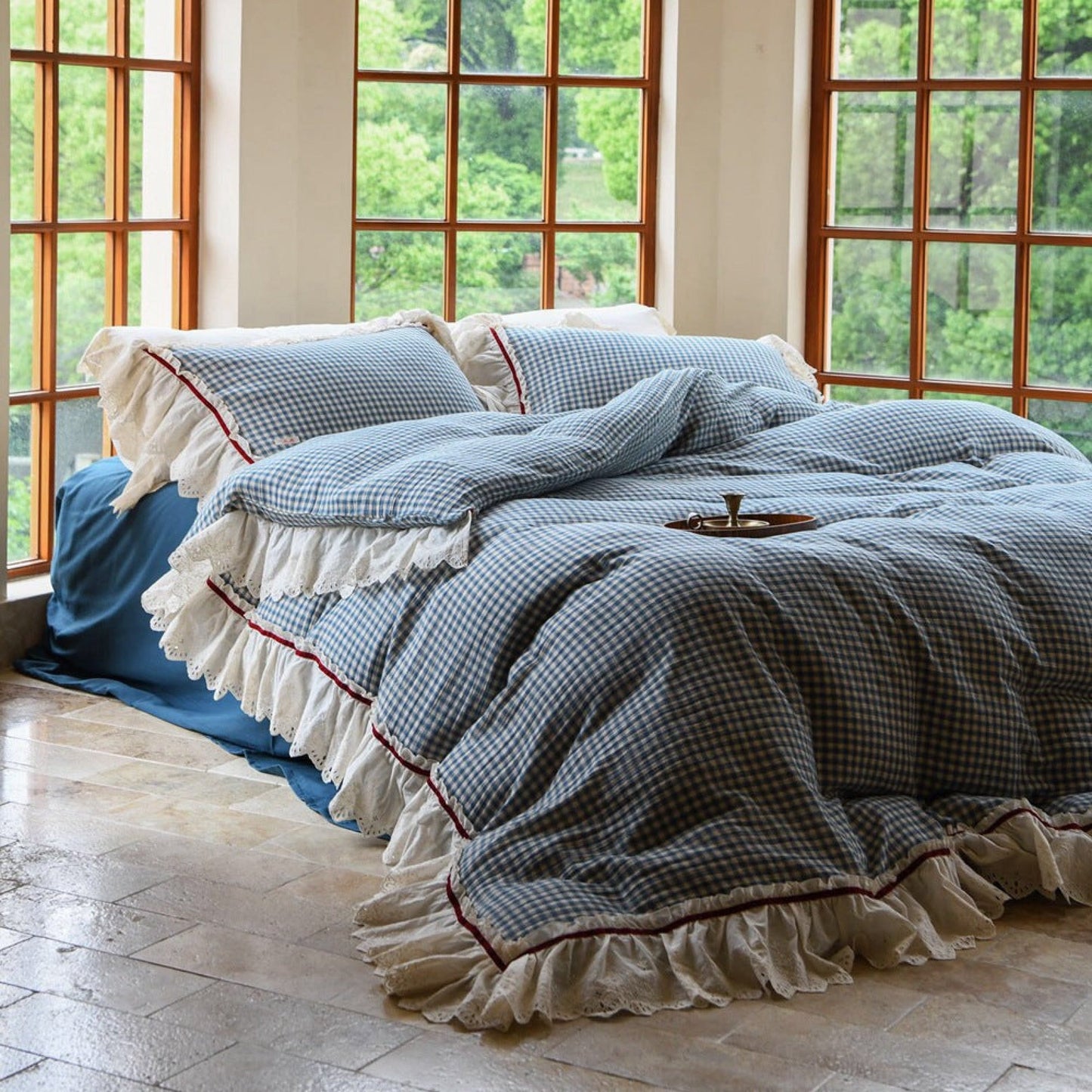 Stripe Lace Ruffle Bedding Set / 3 Colors
