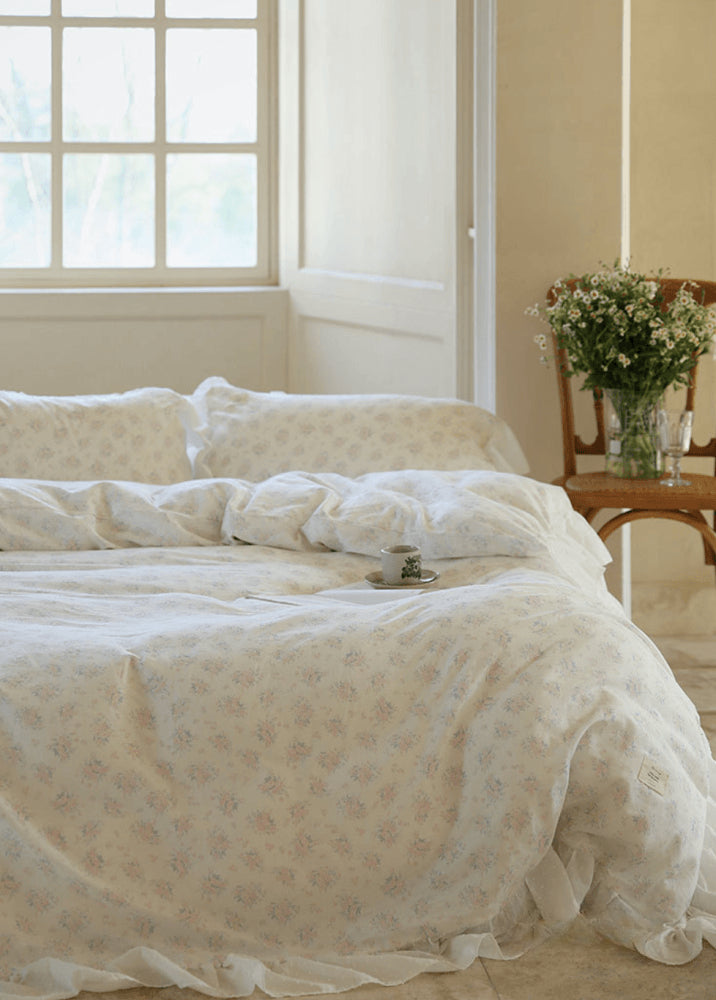 Soft Floral Ruffle Lace Bedding Bundle