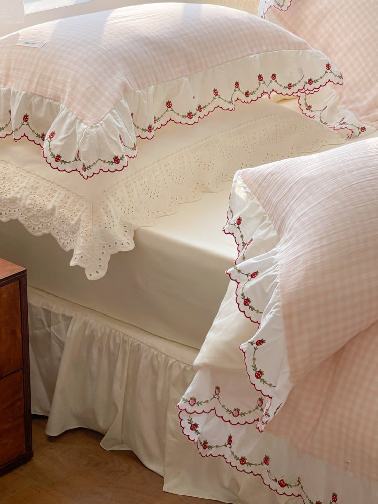 Stripe Ruffle Lace Bedding Bundle