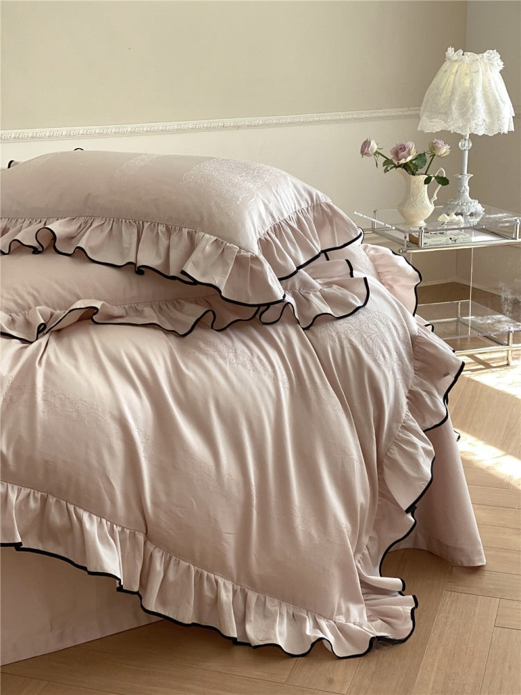 Silky Ruffle Bedding Set / Ivory White