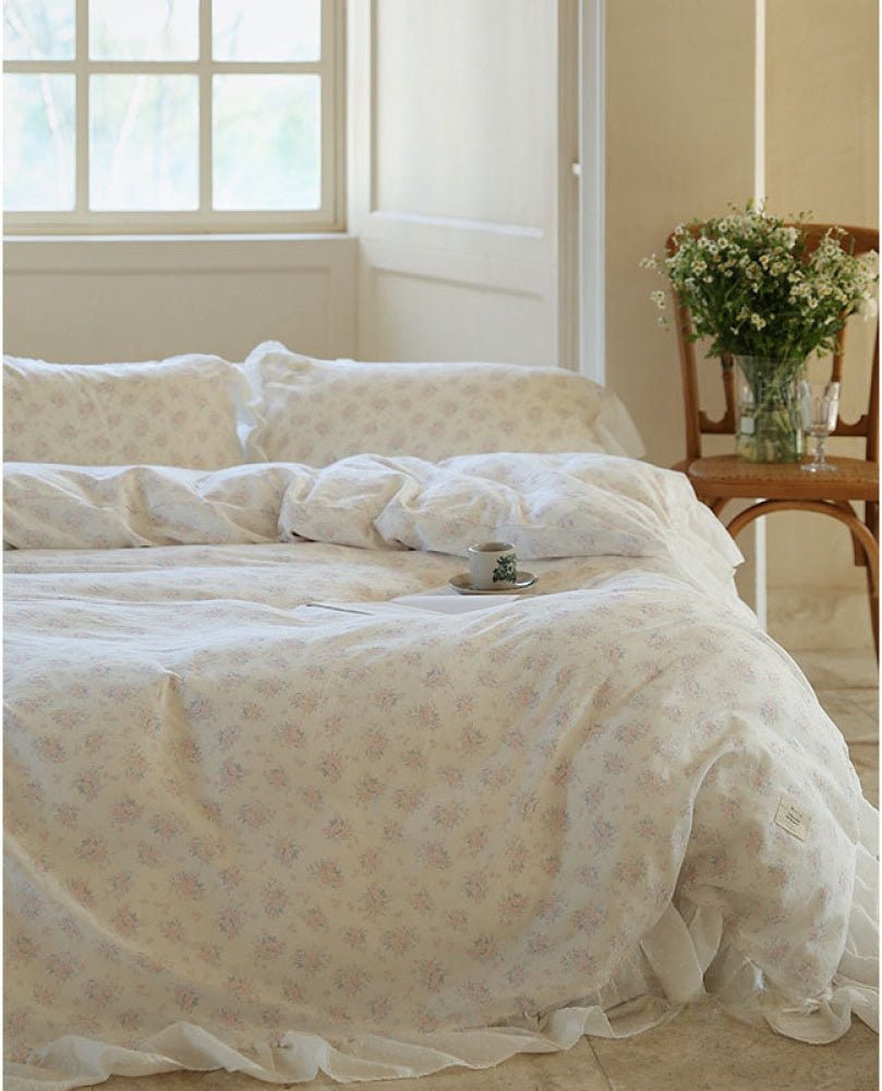 Soft Floral Ruffle Lace Bedding Bundle