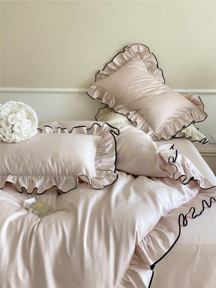 Silky Ruffle Bedding Set / Ivory White