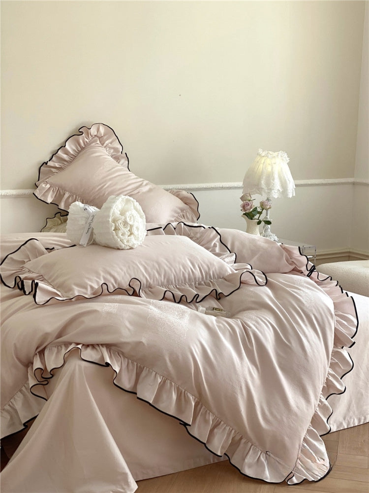 Silky Ruffle Bedding Set / Ivory White