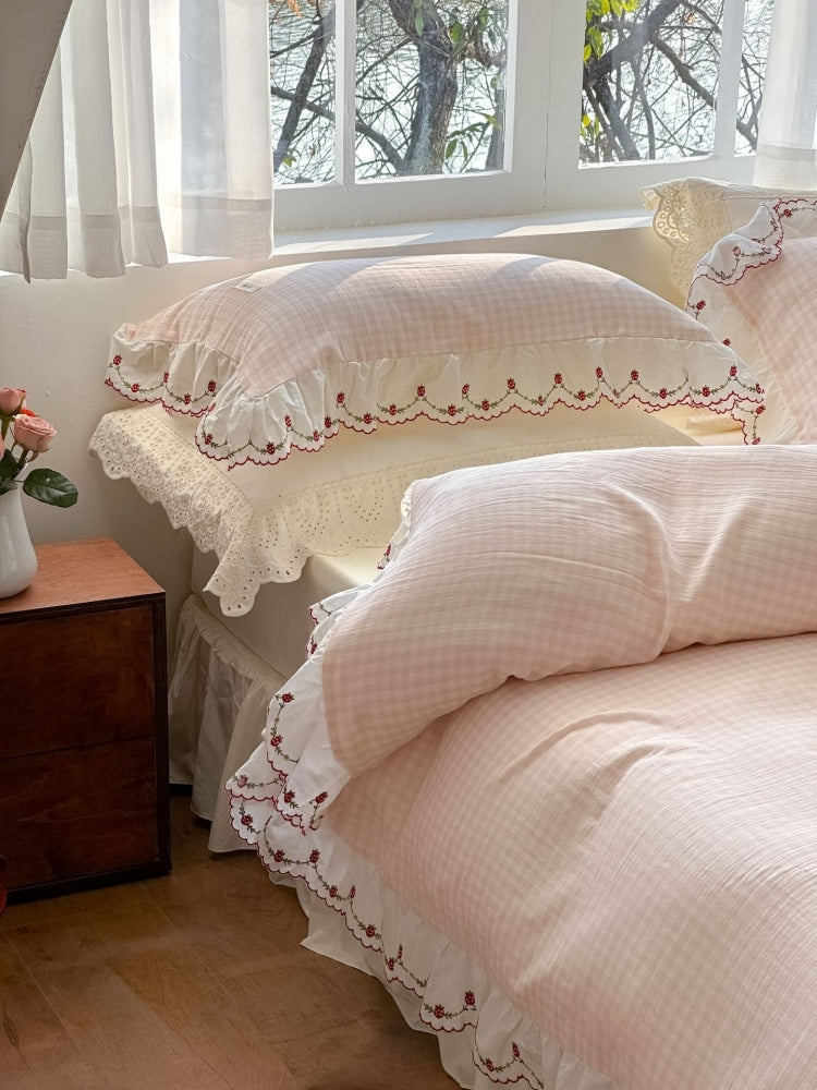 Stripe Ruffle Lace Bedding Bundle