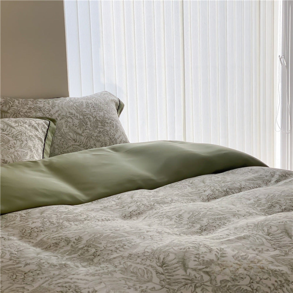 Silky Floral Tencel Bedding Set / Green