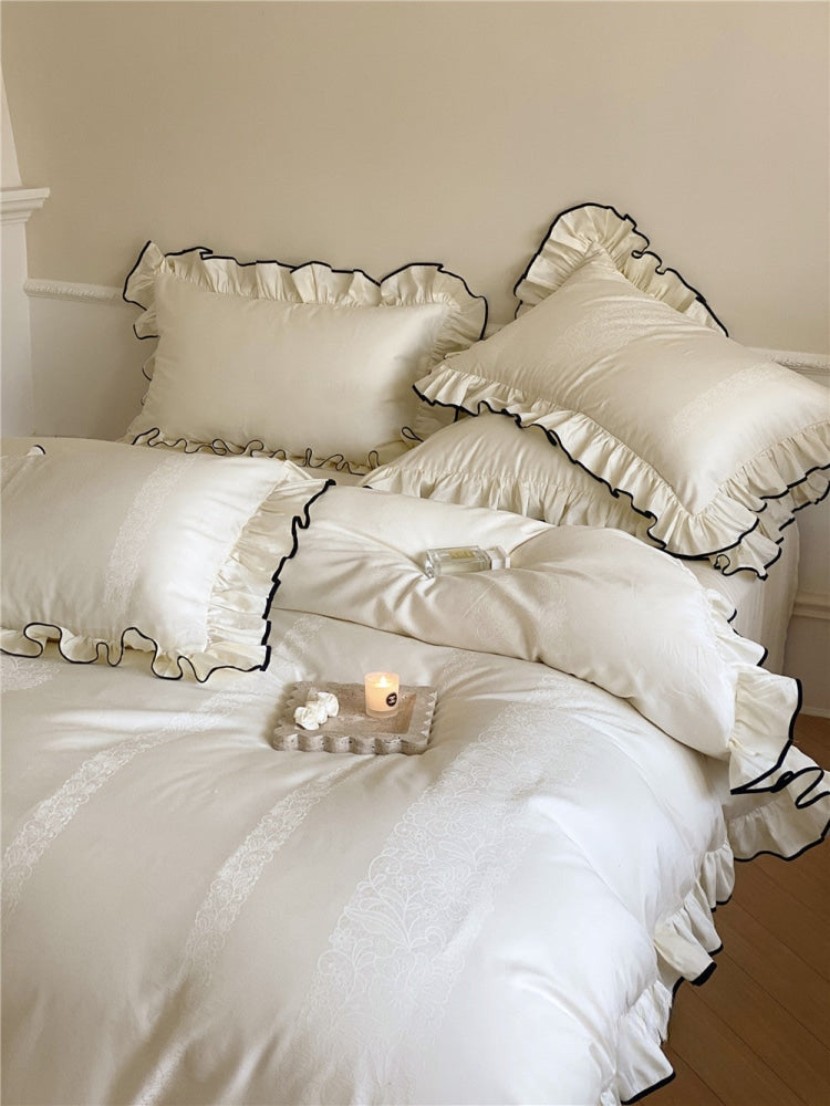 Silky Ruffle Bedding Set / Ivory White