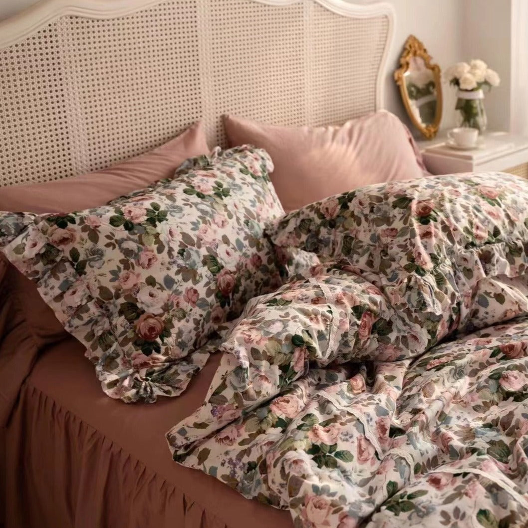 Dark Garden Floral Bedding Set / Beige Mix