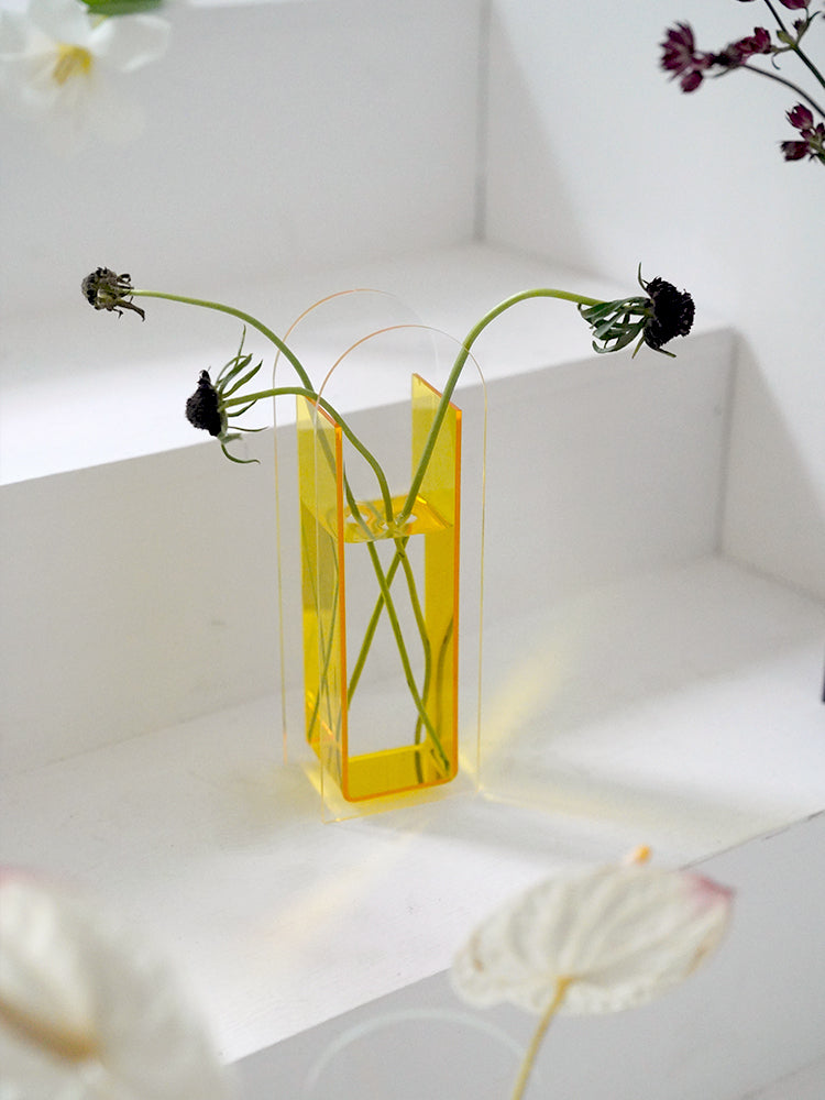 Arch Acrylic Vase