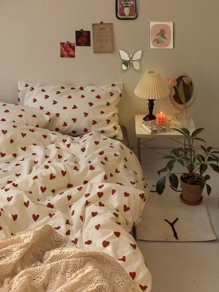 Vintage Little Red Heart Sheet Set