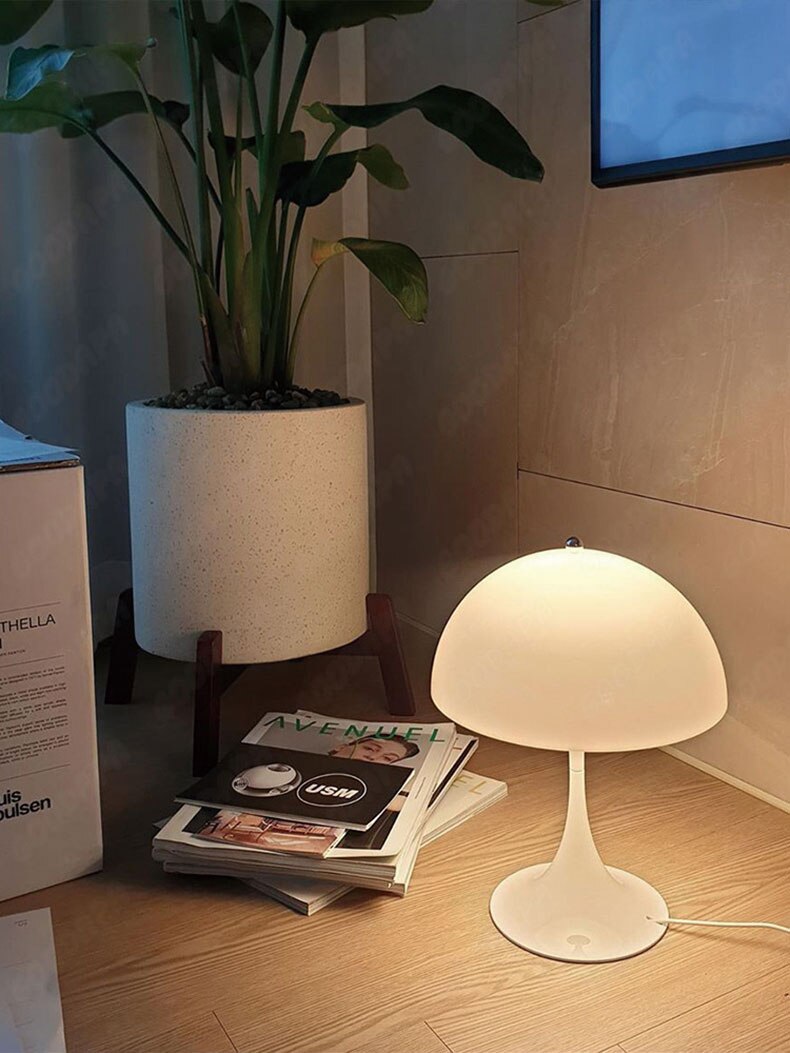 Dome Table Lamp