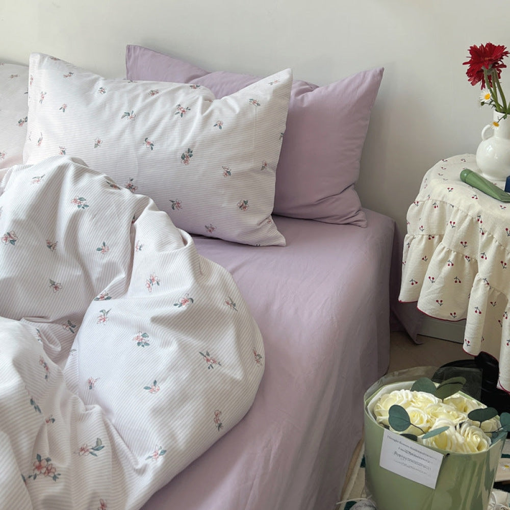 Thin Stripe Floral Bedding Bundle