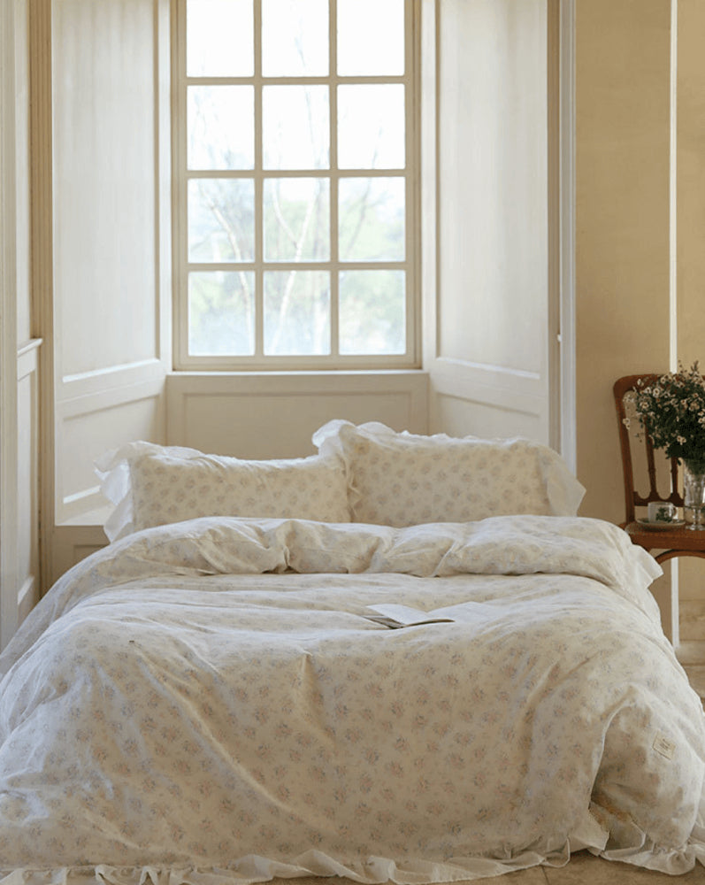 Soft Floral Ruffle Lace Bedding Bundle