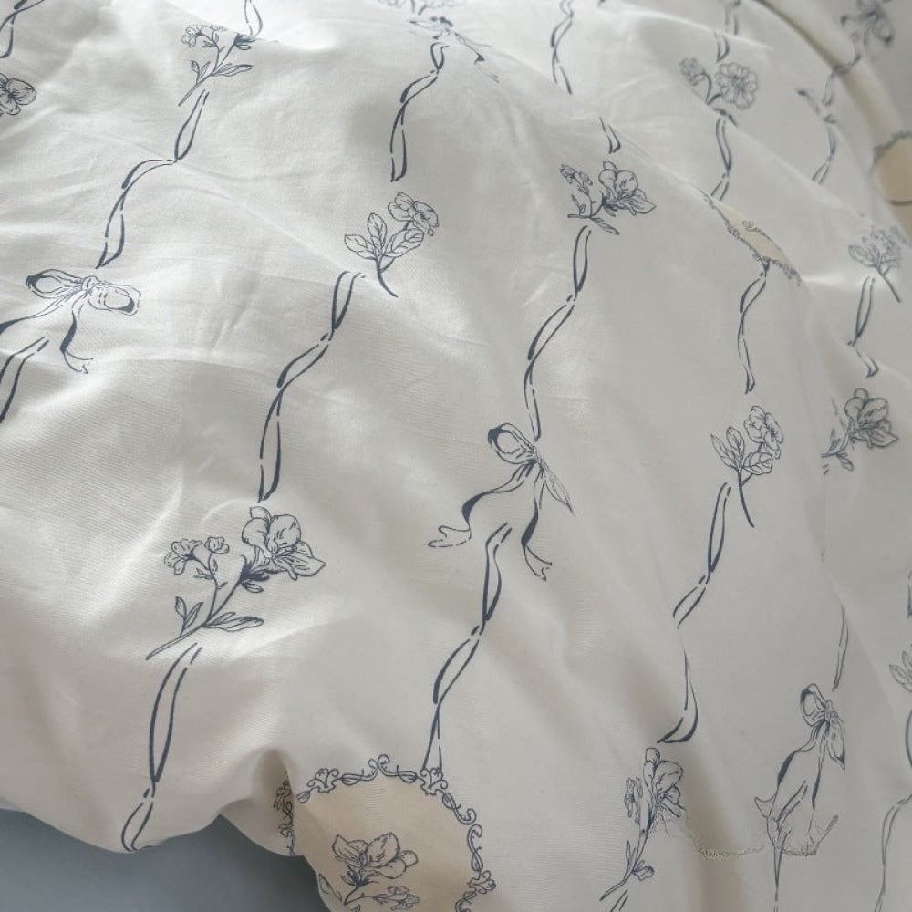 Ribbon Bow Floral Bedding Set / White Blue