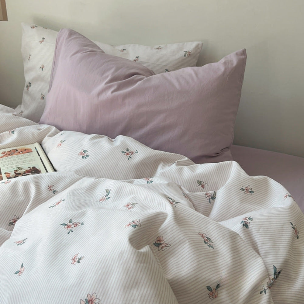 Thin Stripe Floral Bedding Bundle