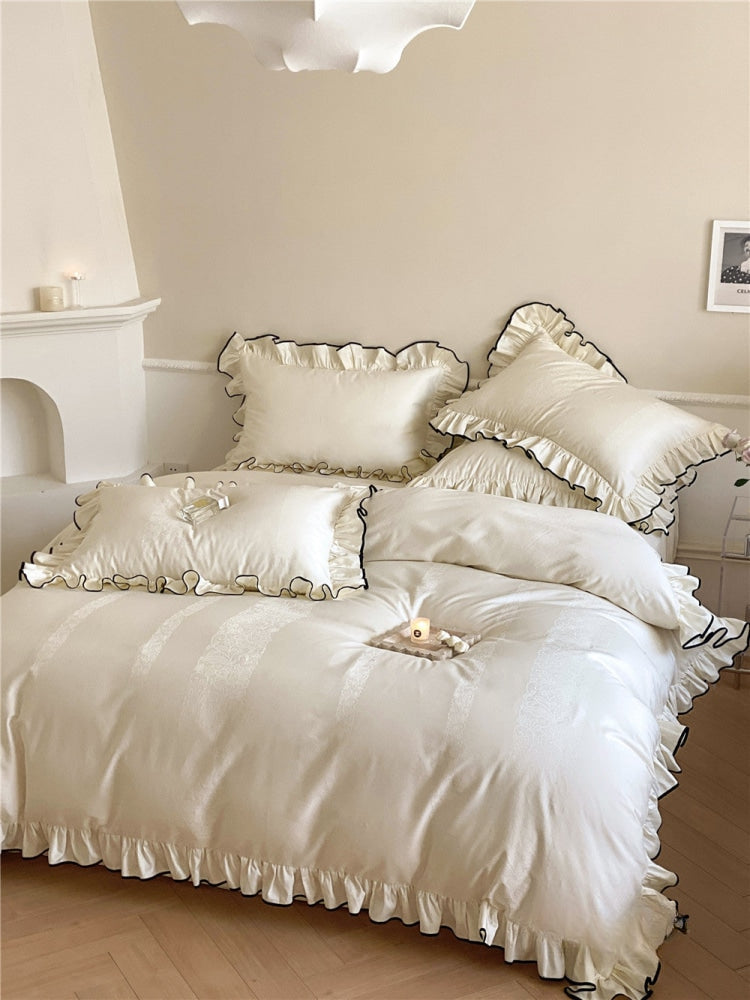 Silky Ruffle Bedding Set / Ivory White