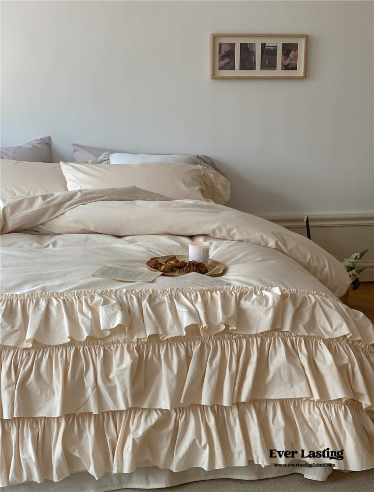 Layered Ruffle Bedding Set / White