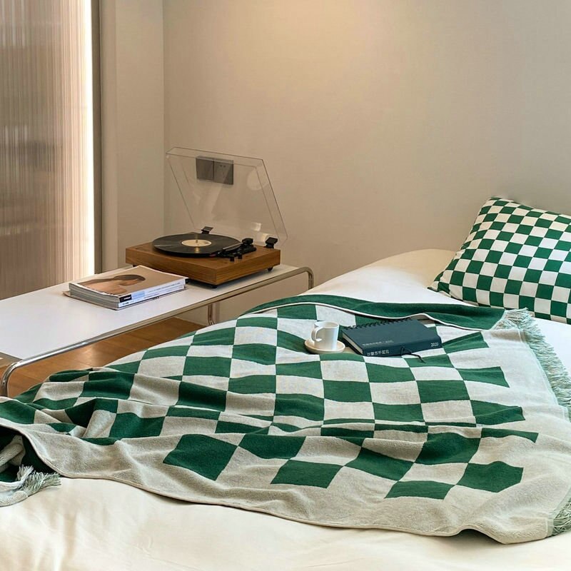 Retro Chessboard Plaid Blanket with Tassel