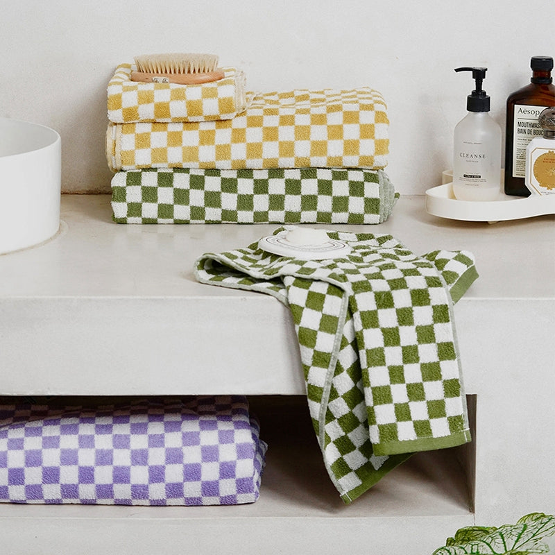 Retro Checkerboard Hand Towels