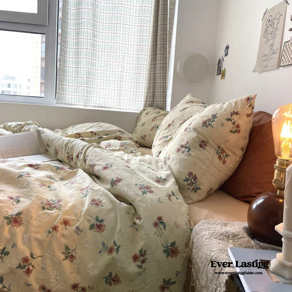 Vintage Inspired Floral Duvet Cover / Brown + Beige